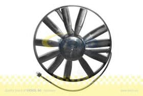 Вентилятор системы охлаждения двигателя Вентилятор системы охлаждения двигателя