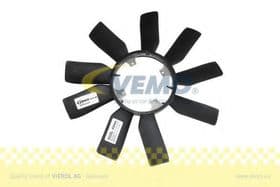 Крыльчатка вентилятора системы охлаждения двигателя Крыльчатка вентилятора системы охлаждения двигателя