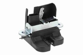 Замок двери багажника