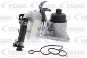 Оливний радіатор двигуна