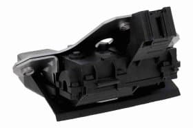 Замок дверей багажника