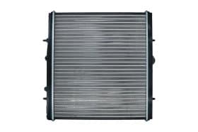 Радиатор охлаждения двигателя