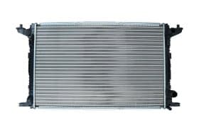 Радіатор охолодження двигуна