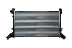 Радиатор охлаждения двигателя