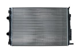 Радіатор охолодження двигуна Радіатор охолодження двигуна