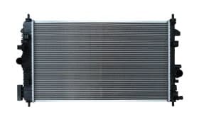 Радиатор охлаждения двигателя