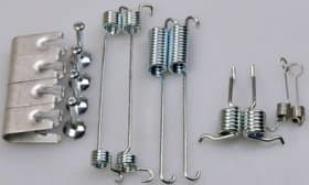 Монтажный комплект барабанных тормозных колодок