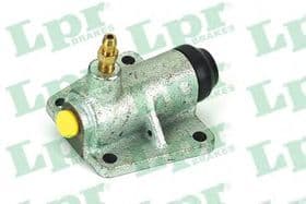 Рабочий цилиндр сцепления