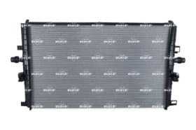 Радіатор охолодження двигуна