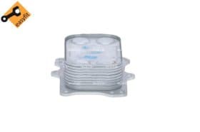 Оливний радіатор двигуна