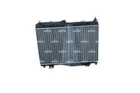 Радиатор охлаждения двигателя