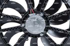 Вентилятор системы охлаждения двигателя