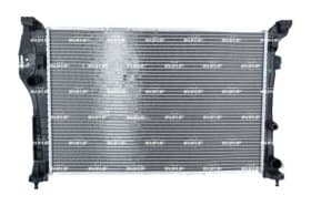 Радіатор охолодження двигуна Радіатор охолодження двигуна