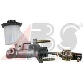 Головний циліндр зчеплення