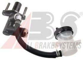 Головний циліндр зчеплення