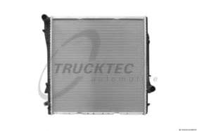 Радиатор охлаждения двигателя