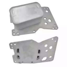 Оливний радіатор двигуна