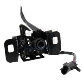 Замок капота