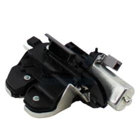 Замок двери багажника