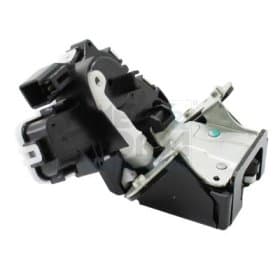 Замок двери багажника