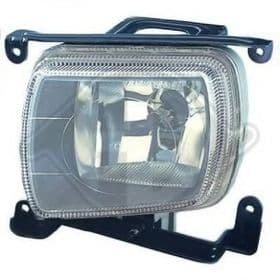 Передняя противотуманная фара