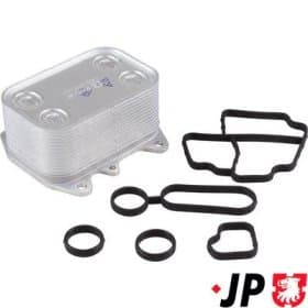 Масляный радиатор двигателя