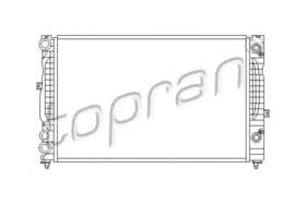 Радиатор охлаждения двигателя