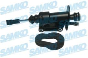 Головний циліндр зчеплення