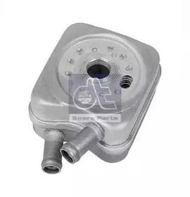 Оливний радіатор двигуна