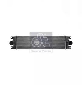 Інтеркулер DT Spare Parts 635419