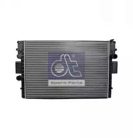 Радіатор охолодження двигуна