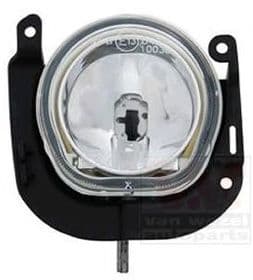 Передня протитуманна фара