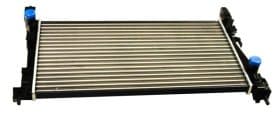 Радіатор охолодження двигуна Радіатор охолодження двигуна