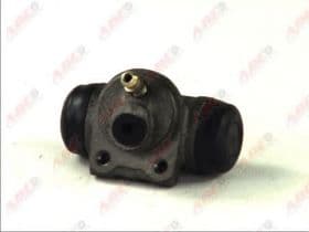 Колесный тормозной цилиндр