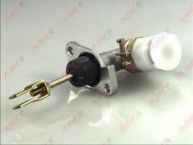 Главный цилиндр сцепления