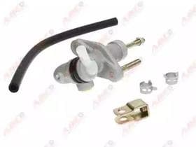 Головний циліндр зчеплення