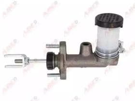 Главный цилиндр сцепления