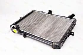 Радиатор охлаждения двигателя