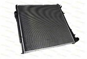 Радиатор охлаждения двигателя