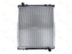 Радиатор охлаждения двигателя