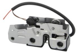 Замок капота