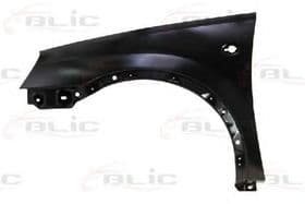 Крыло переднее