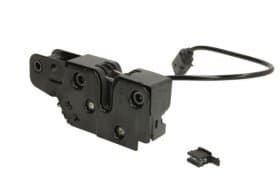 Замок капота