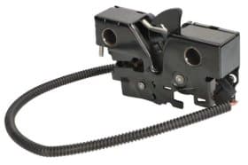 Замок капота