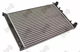 Радіатор охолодження двигуна
