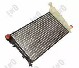 Радіатор охолодження двигуна