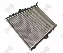 Радиатор охлаждения двигателя