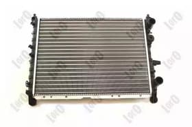 Радиатор охлаждения двигателя