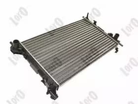 Радиатор охлаждения двигателя Радиатор охлаждения двигателя