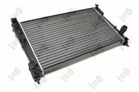 Радиатор охлаждения двигателя